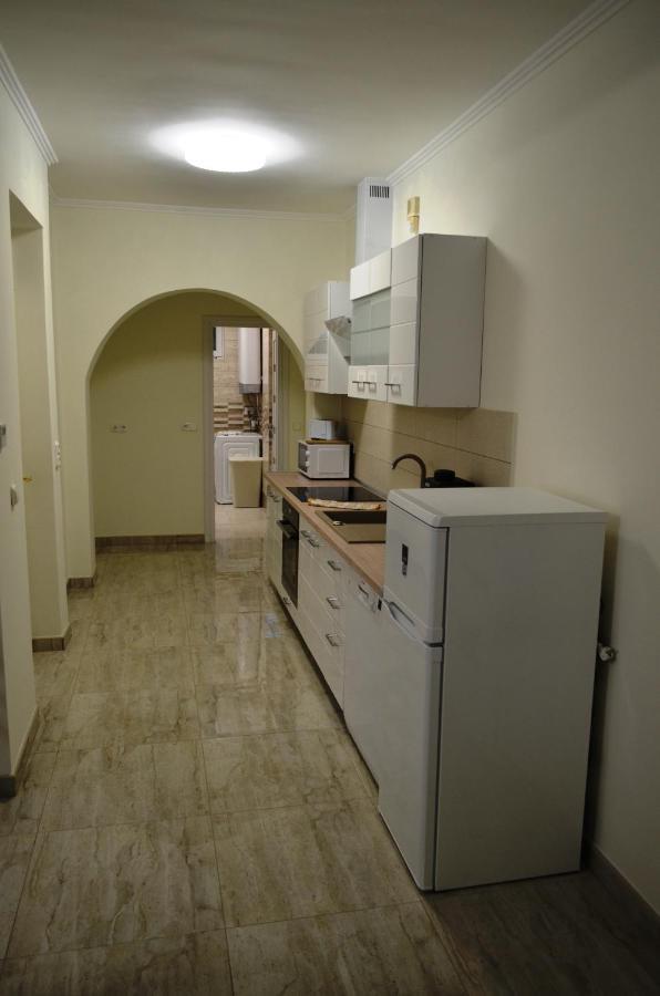 Hajdúszoboszló Henrietta - Violetta Apartman מראה חיצוני תמונה